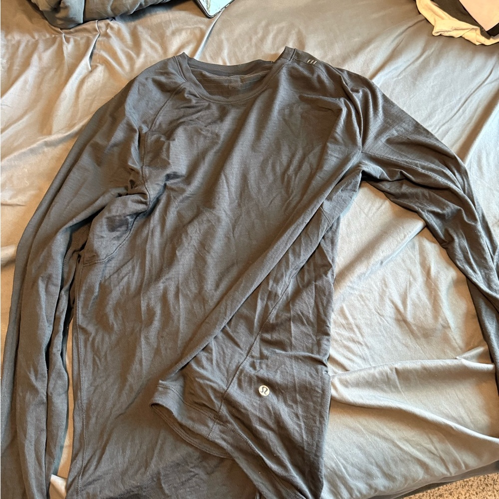 lululemon athletica Charcoal Long Sleeve Tee